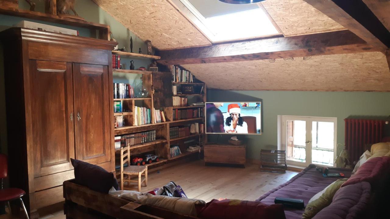 Maison Proche De La Nature Querigut Экстерьер фото